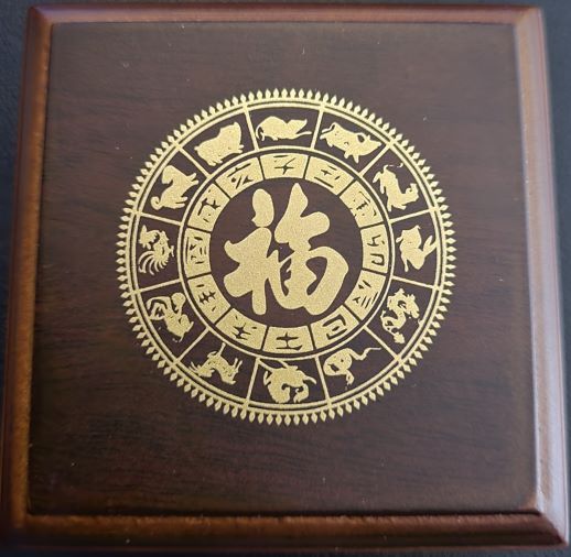 geschenkdoos lunar 3 1 oz goud top geschenkdoos gouden lunar III