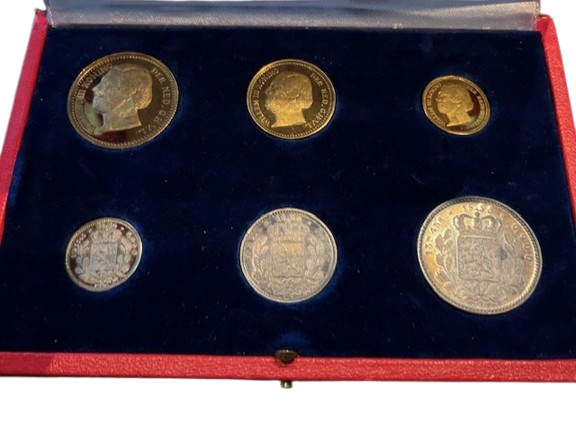 3 Gouden en 3 Zilveren Replica s van de Dubbele Enkele en Halve Gouden Willem 1850.3 removebg preview